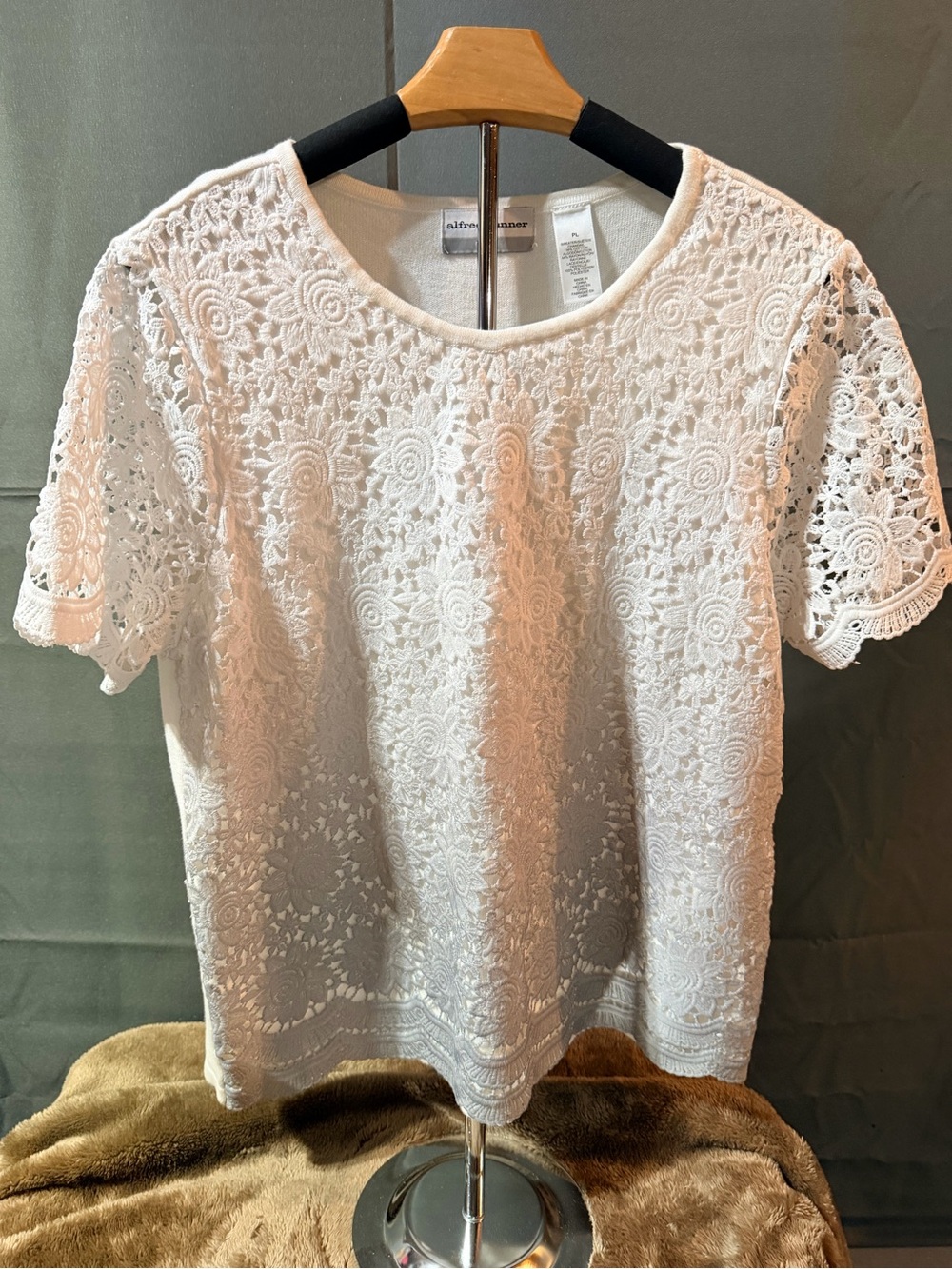 Alfani White Floral Lace Short Sleeve Blouse